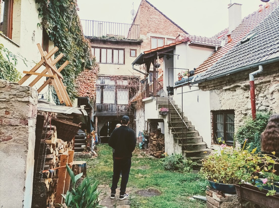 Třeb8